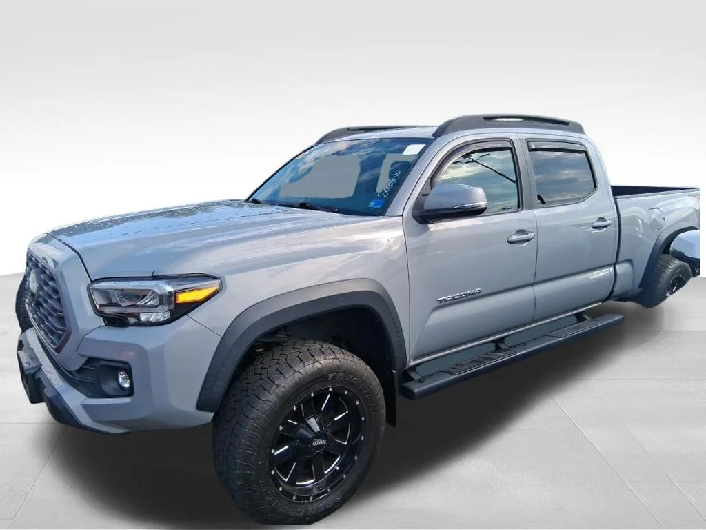 Used 2021  Toyota TRD Off-Road image 16
