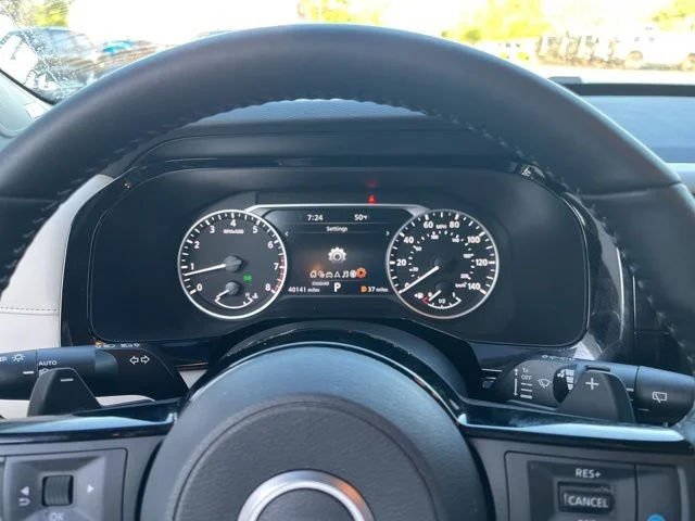Used 2023 Black Nissan SL image 23