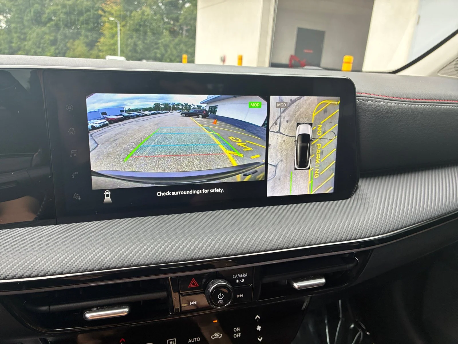 Certified Used 2025 Super Black Nissan SR image 21