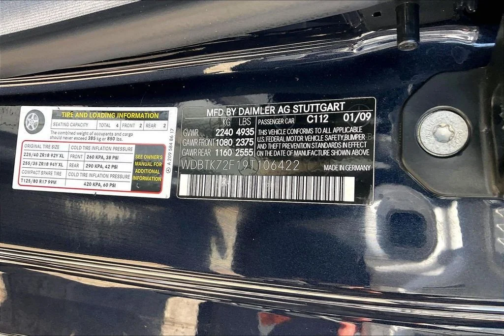 Used 2009 Blue Mercedes-Benz CLK 550 image 26