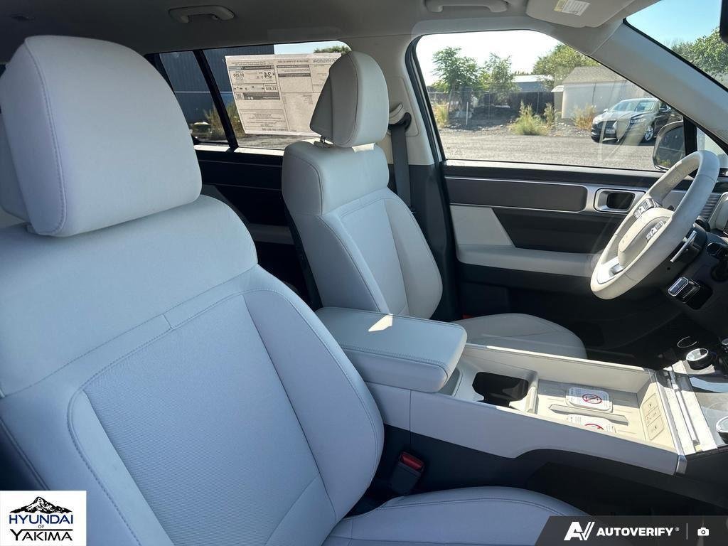 2026 Hyundai Santa Fe SE - Photo 23
