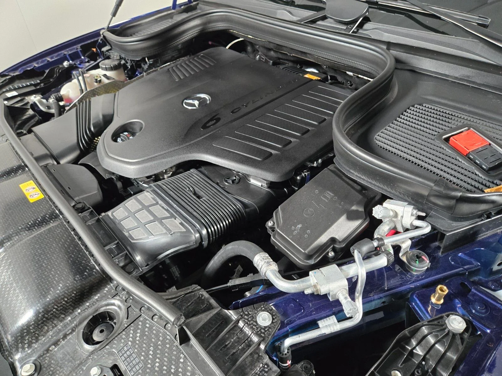 Used 2026 MANUFAKTUR Mystic Blue Metallic Mercedes-Benz GLE 450 image 20