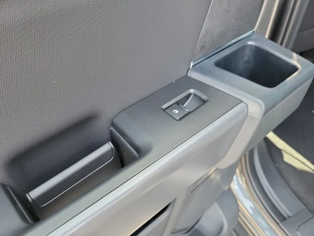 New 2026 Carbonized Gray Metallic Ford XLT image 16