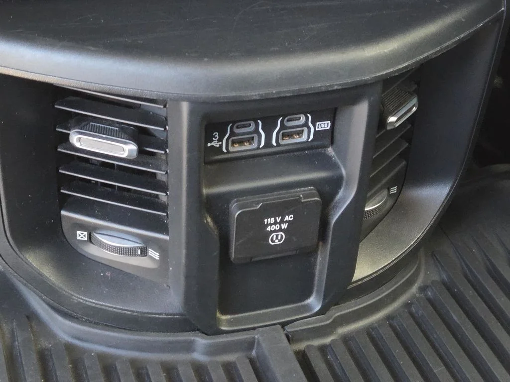 Used 2019 Black Ram Laramie image 43