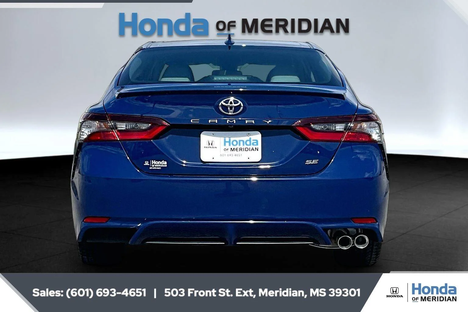 Used 2024 Reservoir Blue Toyota SE image 4