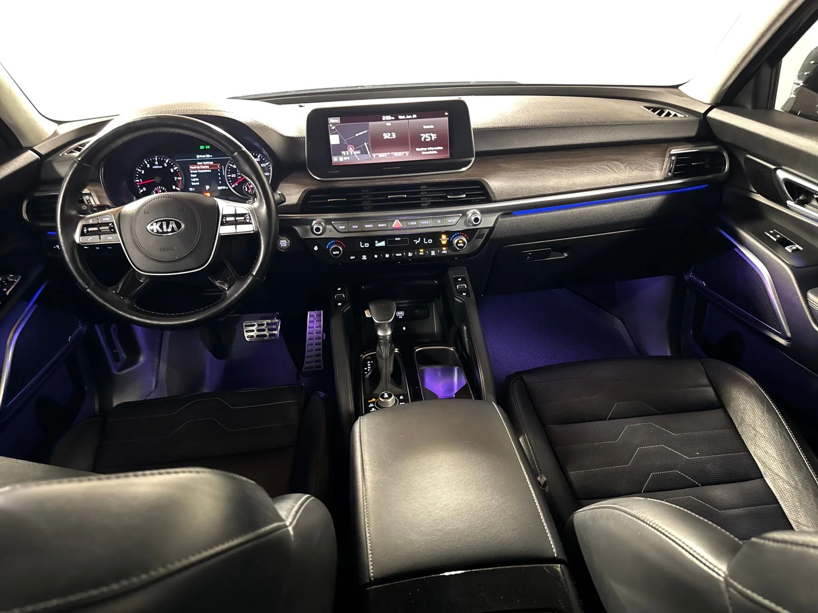 Used 2021 Ebony Black Kia SX image 4