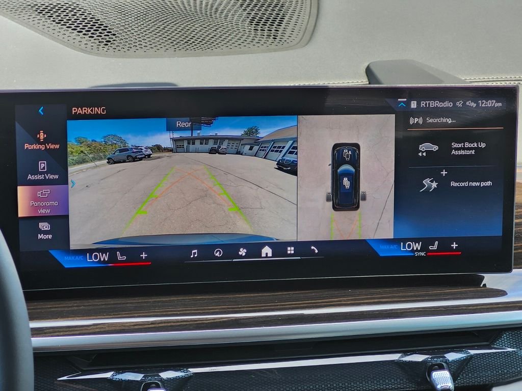 Used 2025 Black BMW xDrive40i image 22