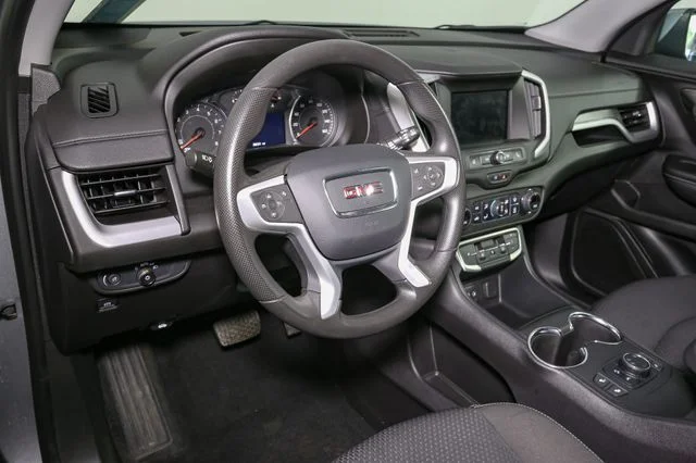 Used 2024 Silver GMC SLE image 20