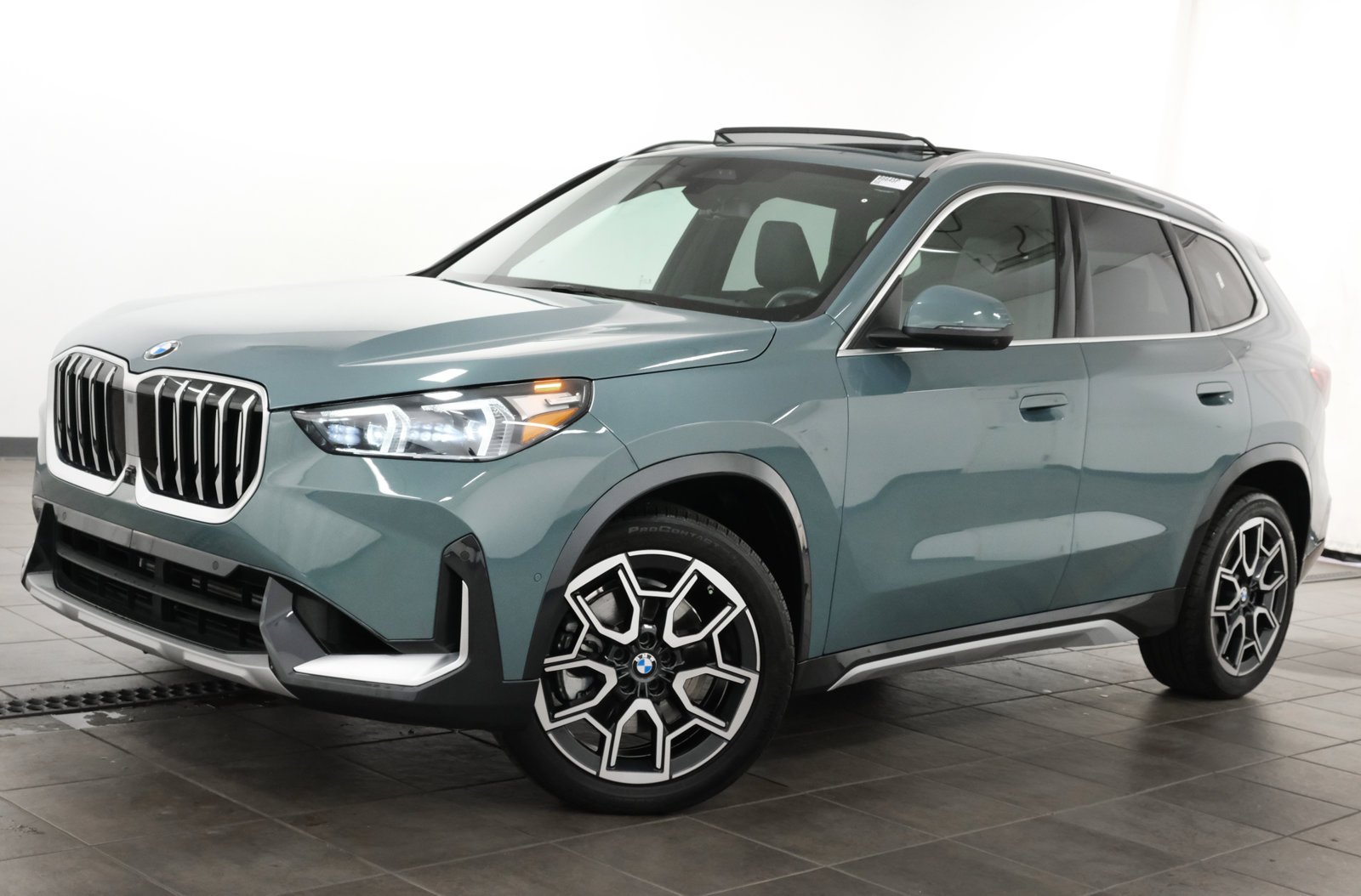 2026 BMW X1 28i