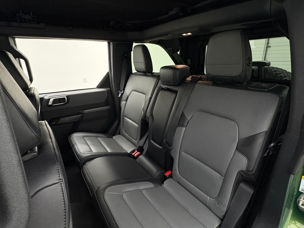 Used 2024 Green Metallic Ford Everglades image 48
