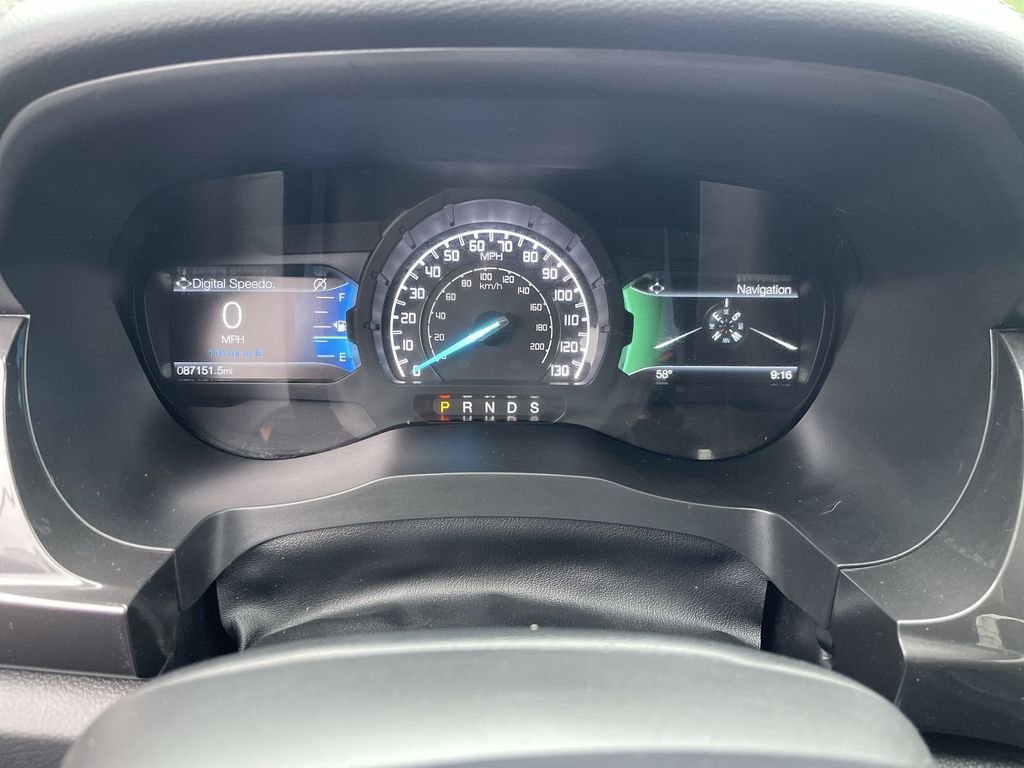 Used 2020 Black Ford Lariat image 11