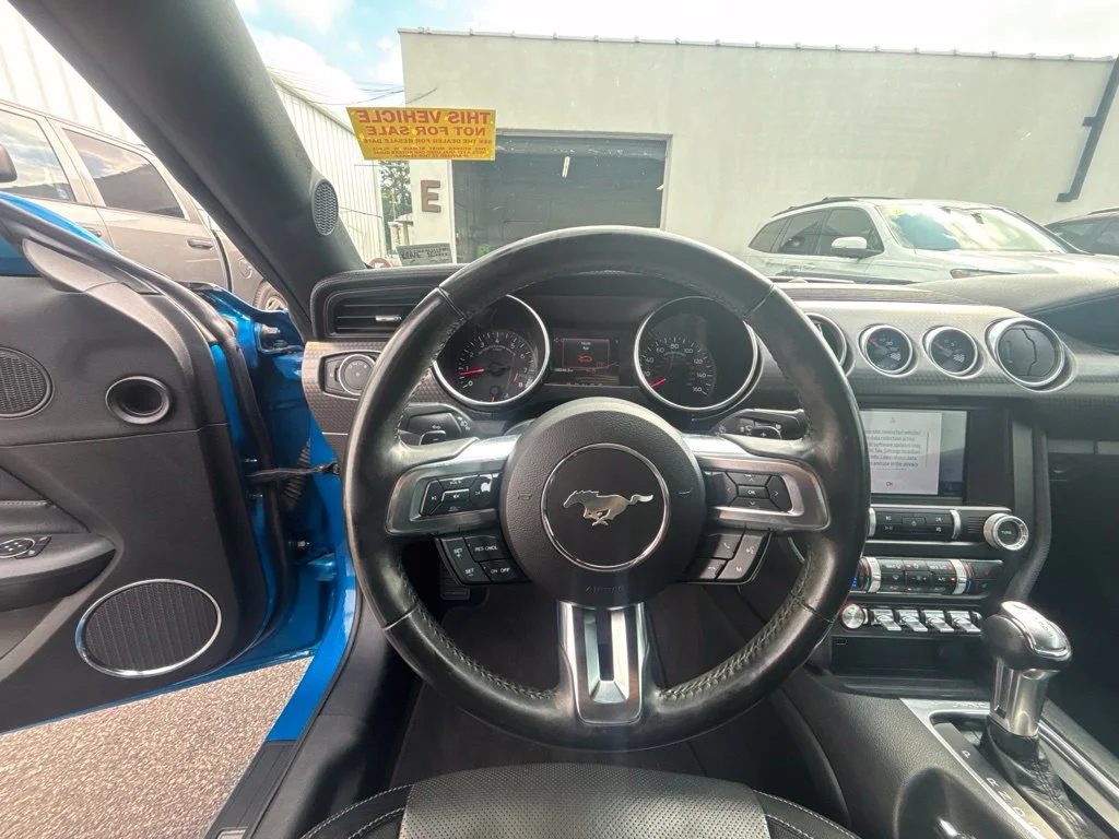 Used 2020 Blue Ford GT Premium image 13