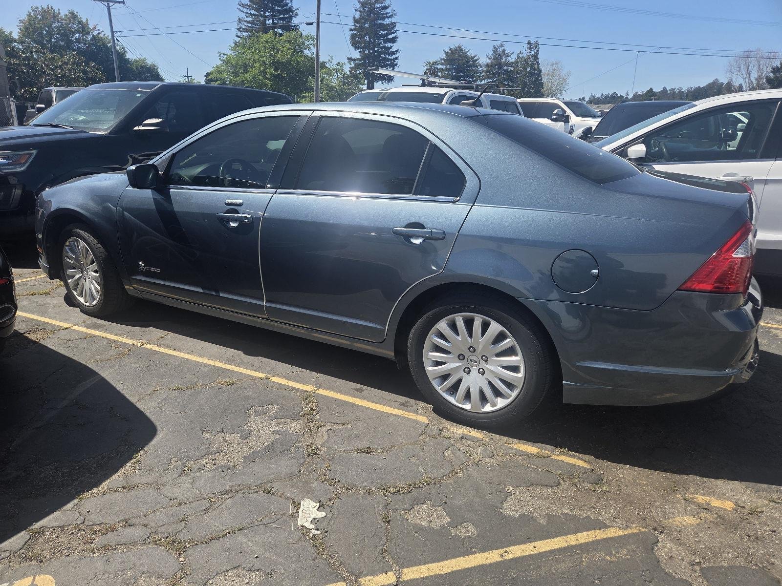 Used 2011 Ford Fusion Hybrid with VIN 3FADP0L30BR125625 for sale in Santa Cruz, CA