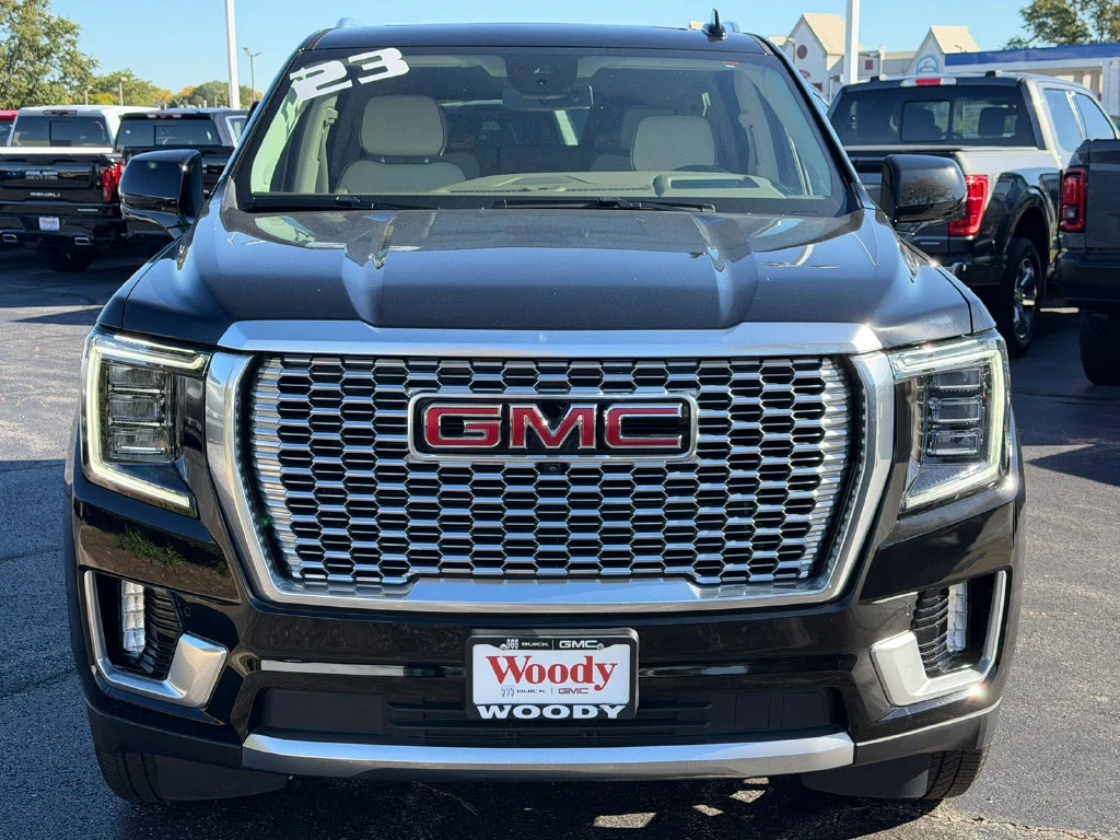 2023 GMC Yukon Denali - Photo 21