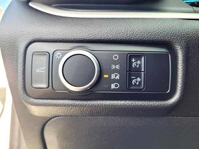 Used 2024 White Ford XLT image 16