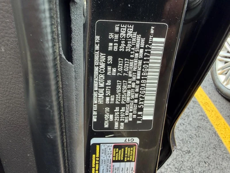 Used 2011 Phantom Black Metallic Hyundai GLS image 20