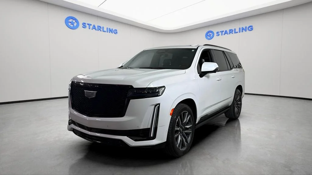 Used 2021 CRYSTAL WHITE TRICOAT Cadillac Sport Platinum image 16