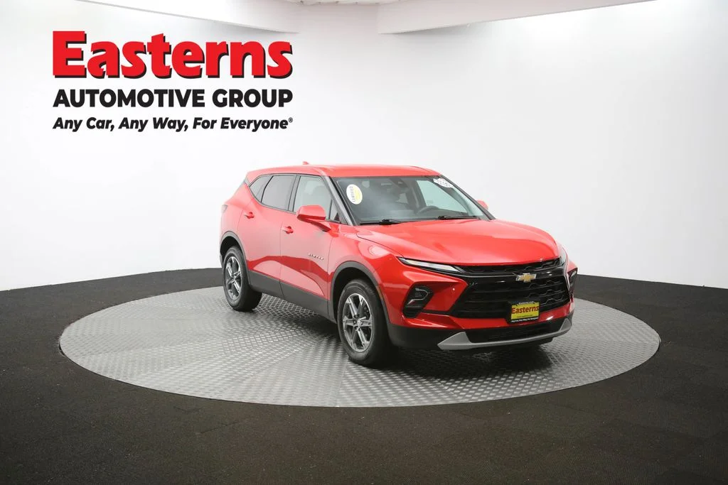 Used 2023 Red Chevrolet LT image 47