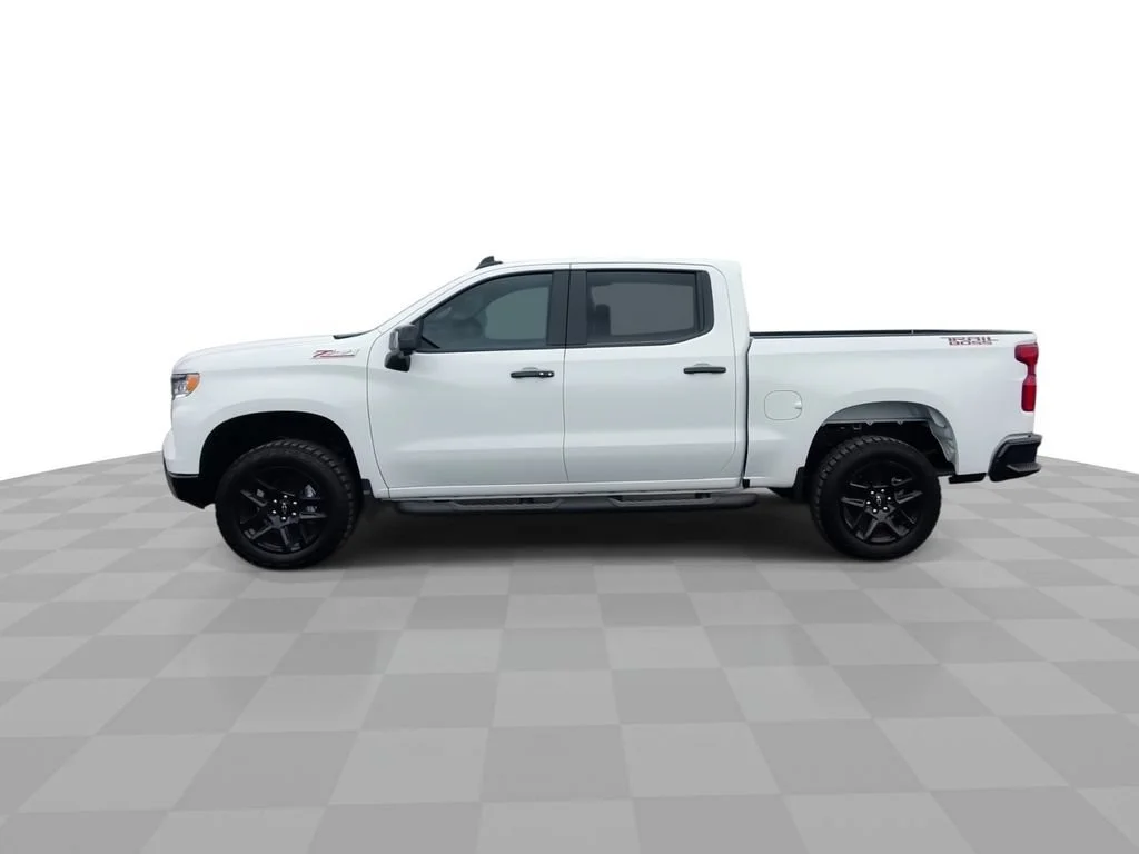 New 2026 Summit White Chevrolet LT Trail Boss image 9