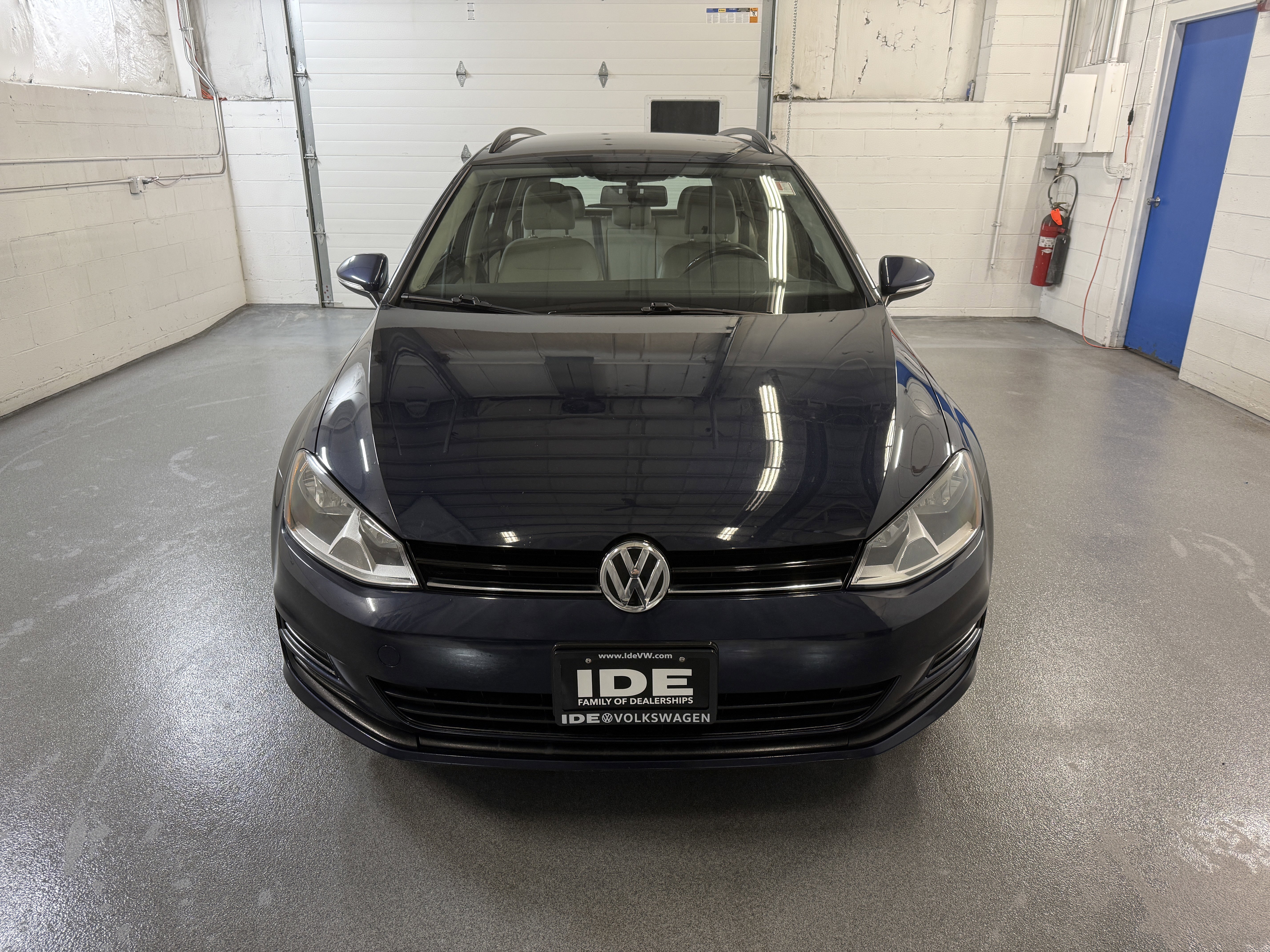 Used 2017 Volkswagen Golf SportWagen S with VIN 3VWC17AU3HM515231 for sale in East Rochester, NY