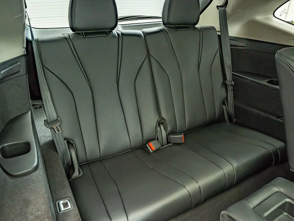 New 2026 Majestic Black Pearl Acura SH-AWD image 37
