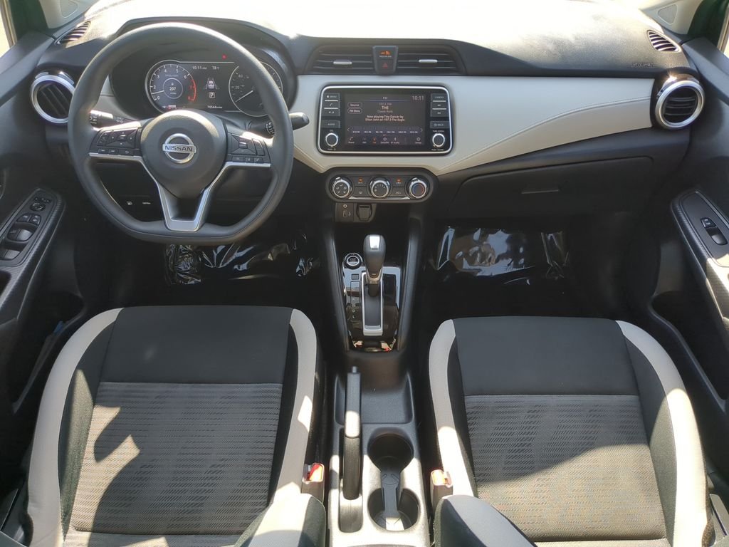 Used 2021 Red Nissan 1.6 SV image 11