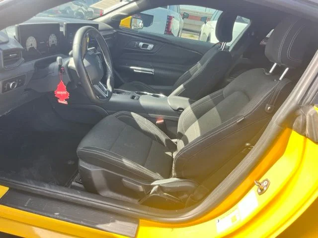 Used 2024 Yellow Ford EcoBoost image 9