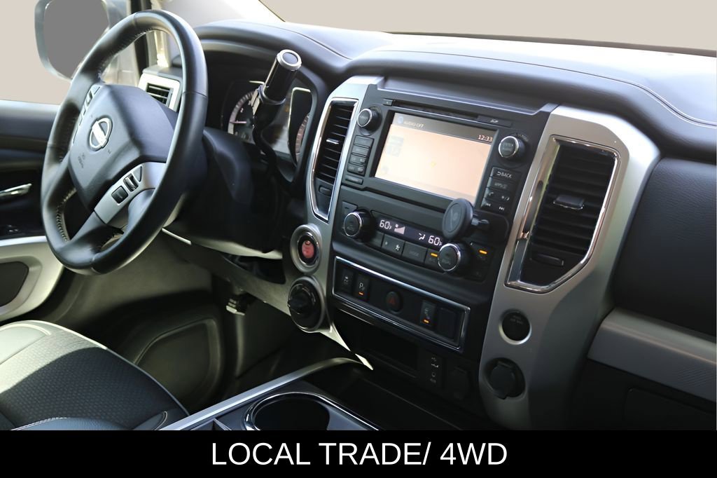 Used 2018 Silver Nissan PRO-4X image 19