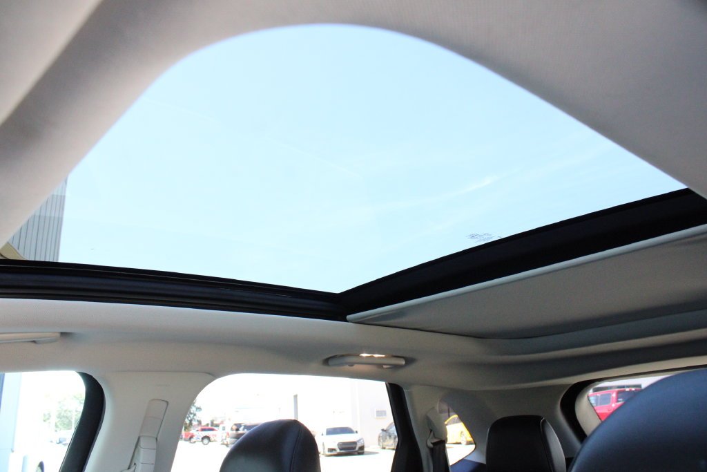 Used 2015 Black Ford SEL image 5