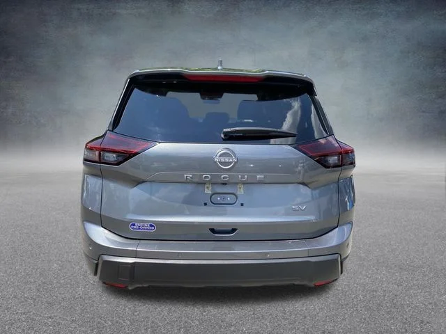 Used 2024 Gray Nissan SV image 6