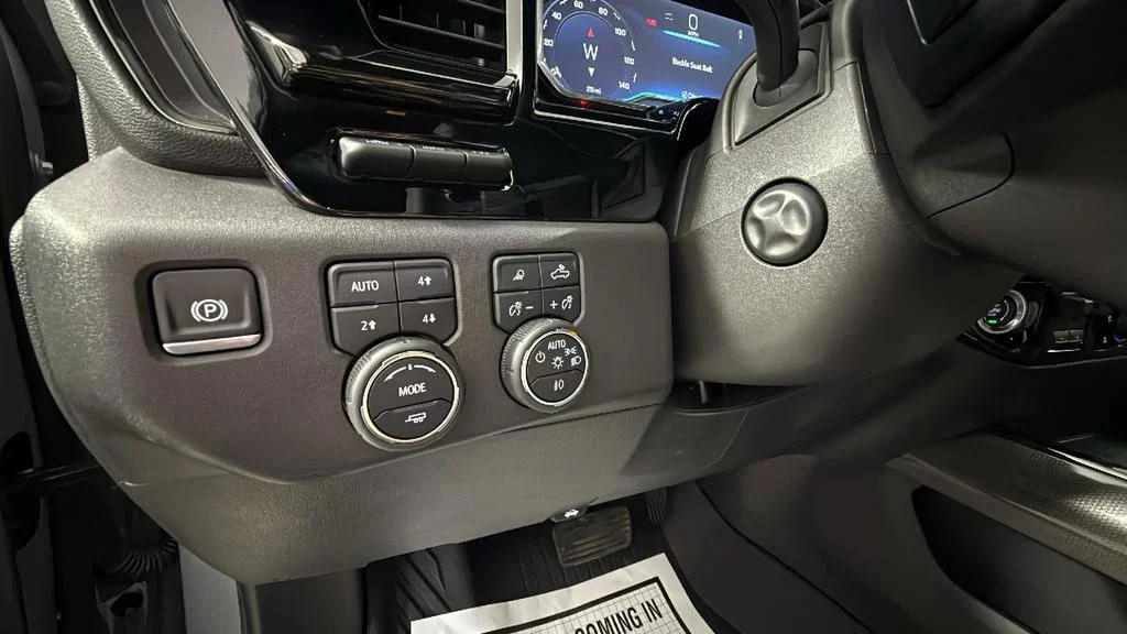 Used 2025 Slate Gray Metallic Chevrolet ZR2 image 19