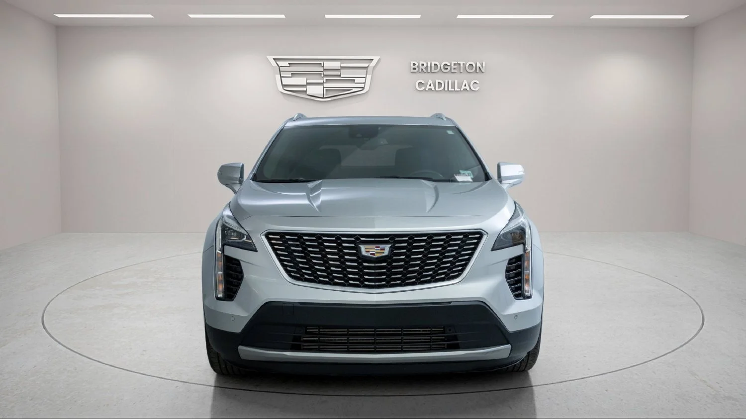 Used 2022 Radiant Silver Metallic Cadillac Premium Luxury image 2