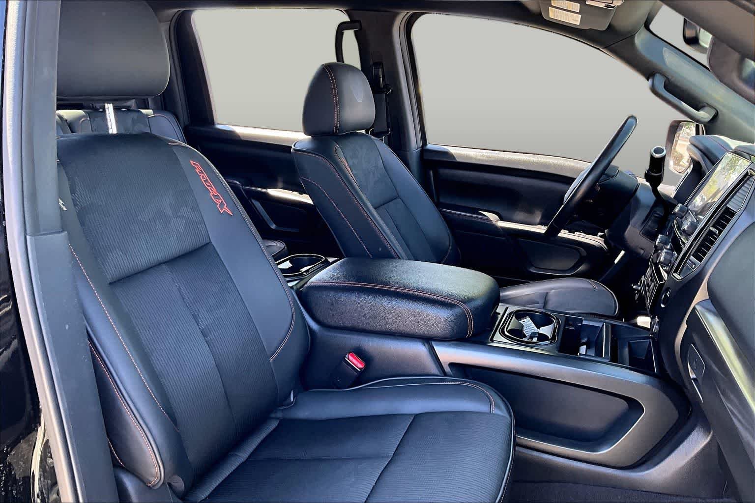 Used 2022 Super Black Nissan PRO-4X image 8
