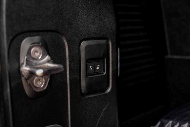 2025 Land Rover Defender V8 - Photo 65