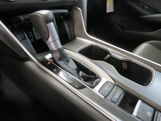 Used 2021 Lunar Silver Metallic Honda LX image 25