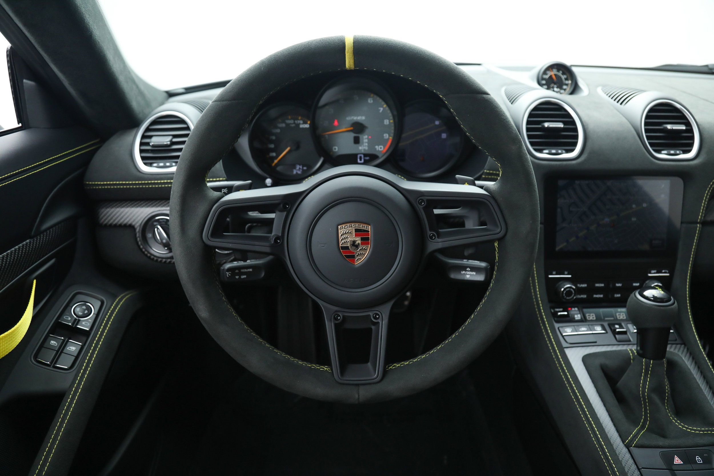 Used 2025 White Porsche GT4 RS Coupe image 30