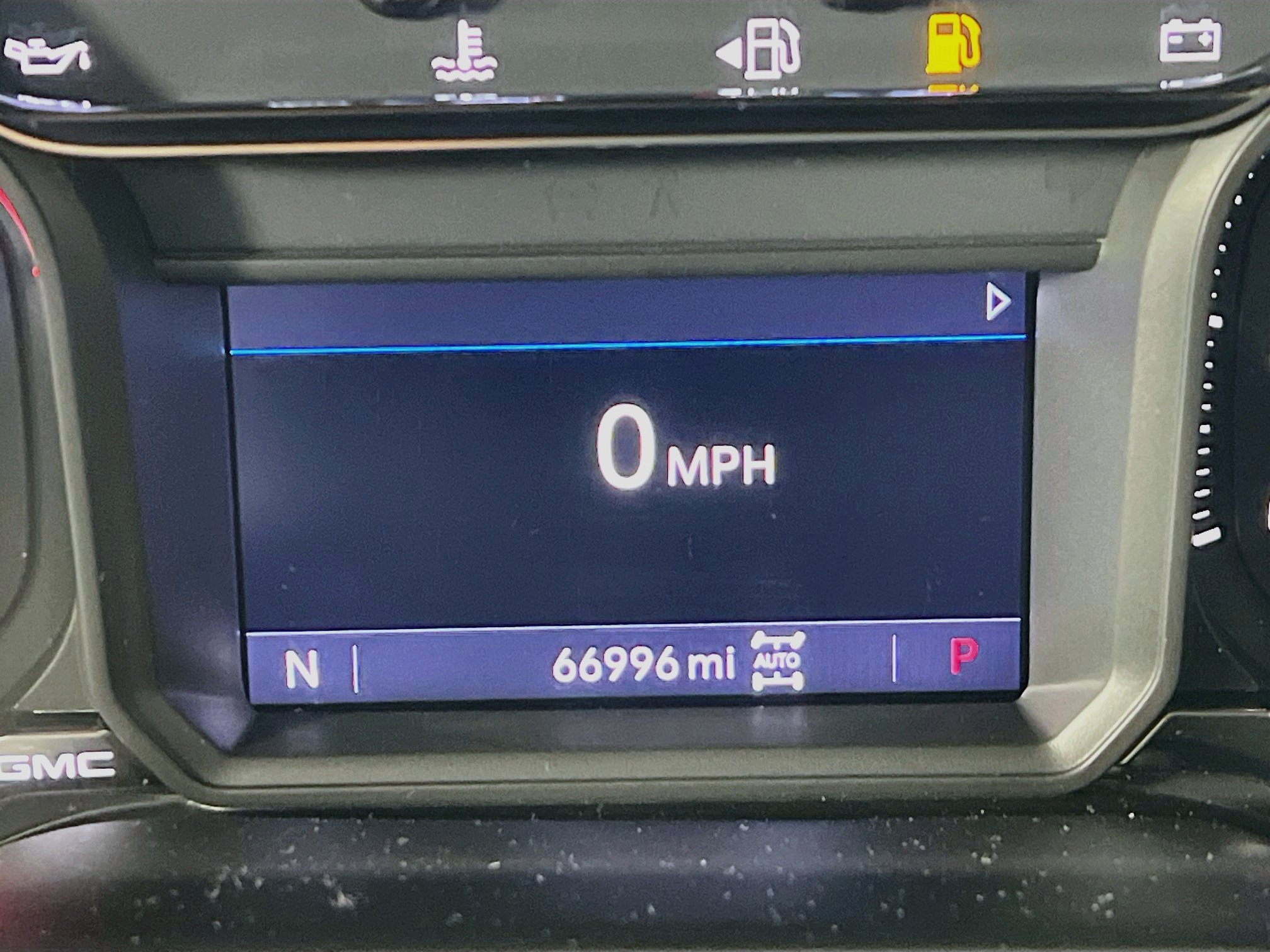 Used 2022 Onyx Black GMC ELEVATION image 10