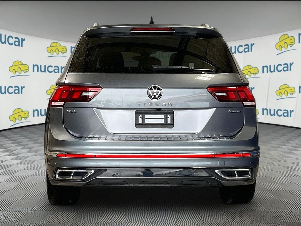 Certified Used 2022 Gray Volkswagen 2.0T SEL R-Line image 5