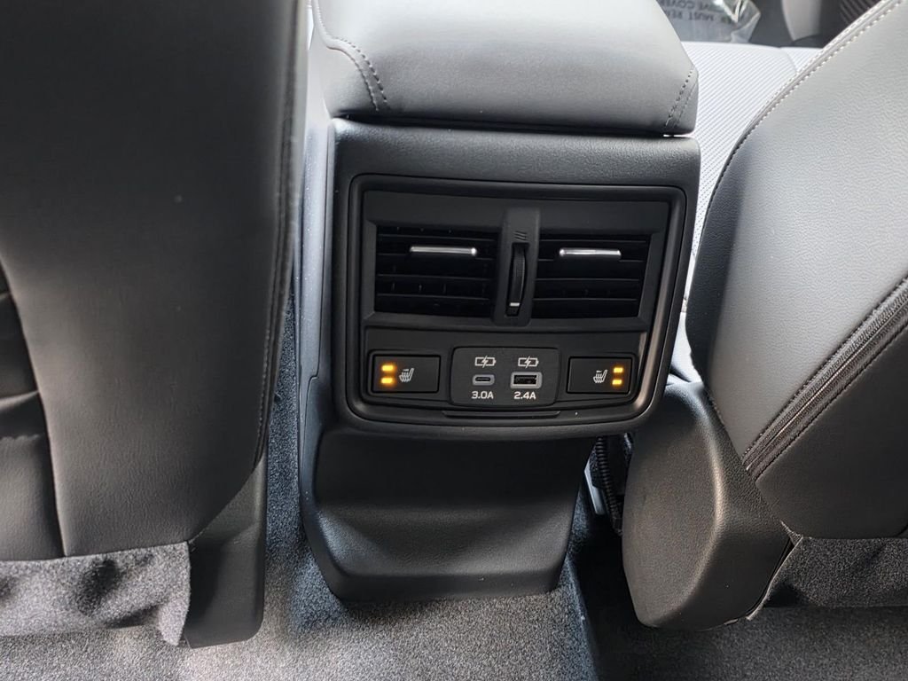 2026 Subaru Outback Limited - Photo 13