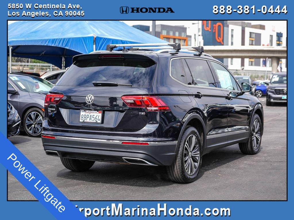 Used 2018 Pearl Metallic Volkswagen 2.0T SEL image 9