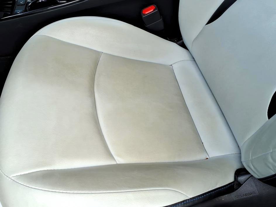 Used 2022 Classic Silver Metallic Toyota Limited image 14