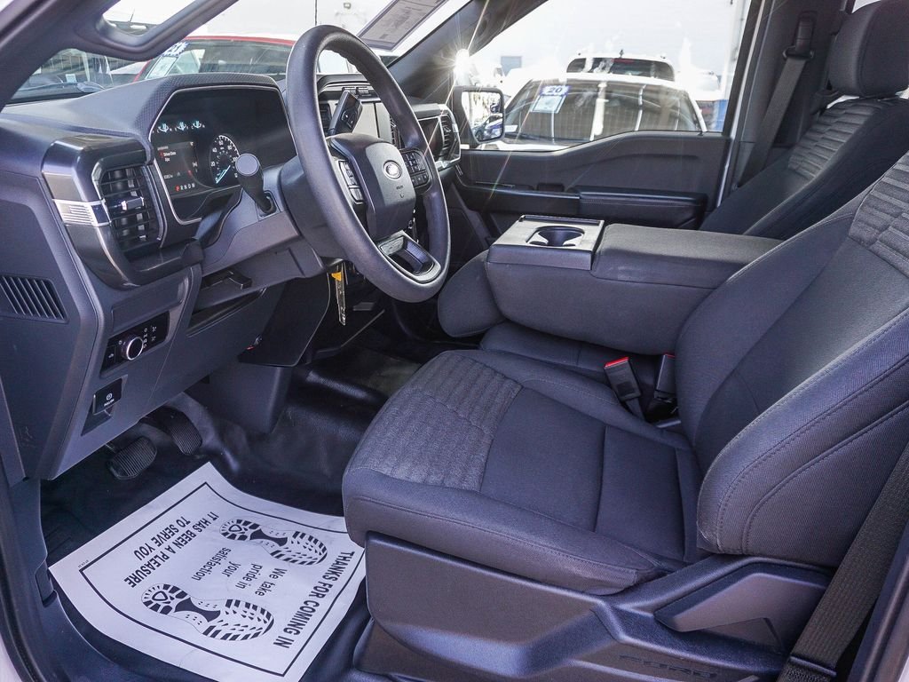 Used 2023 White Ford XL image 18