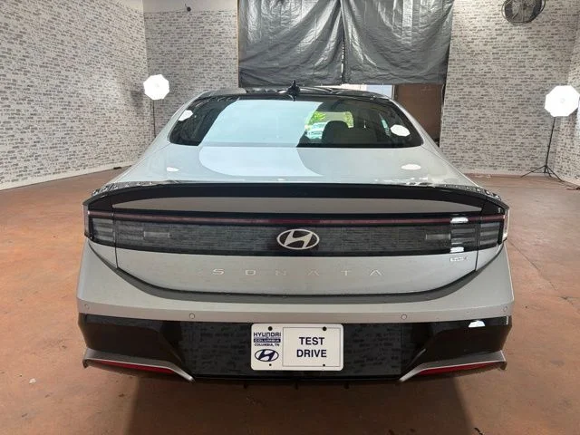 New 2026 Aero Silver Hyundai Limited image 6