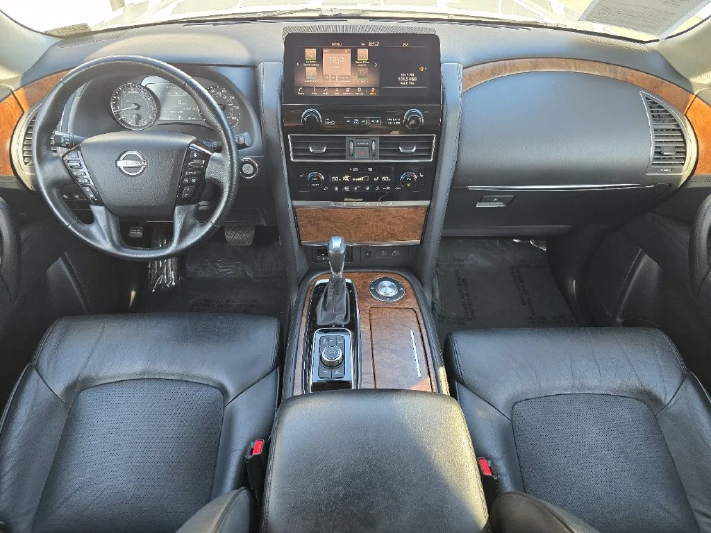 Used 2024 Silver Nissan SL image 19