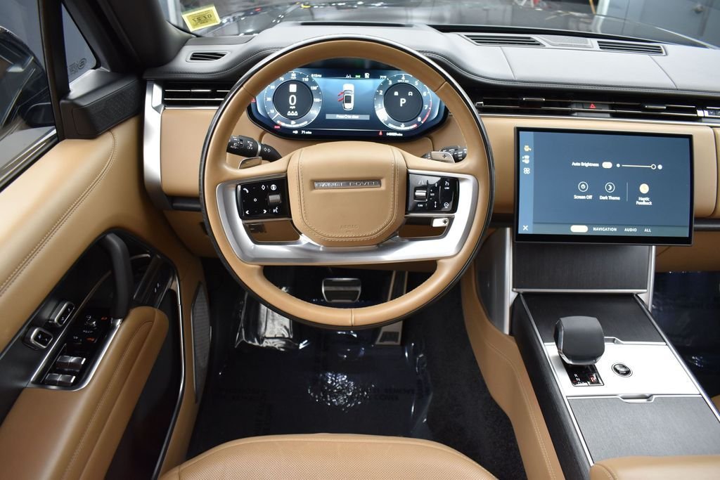 Used 2024 Black Land Rover Autobiography image 16