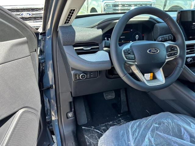 New 2026 Vapor Blue Metallic Ford Active image 9