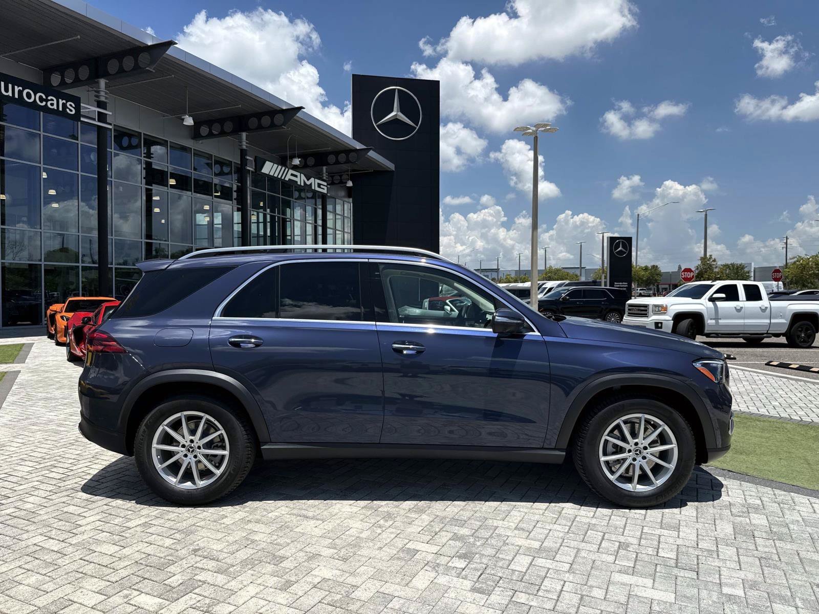 New 2026 Twilight Blue Metallic Mercedes-Benz 350 SUV image 6