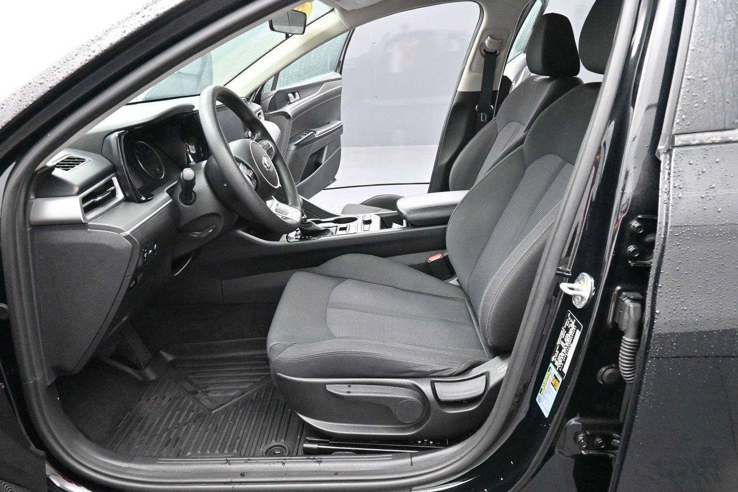 Used 2021 Ebony Black Kia LXS image 12