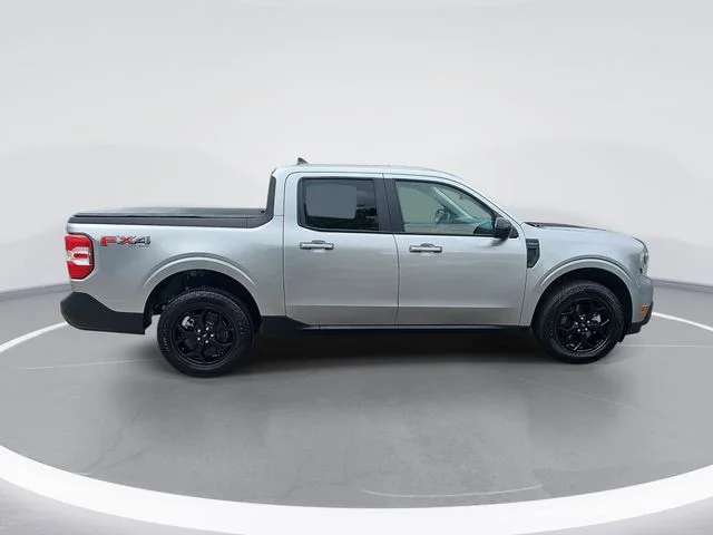 Used 2024 Silver Ford Lariat image 6