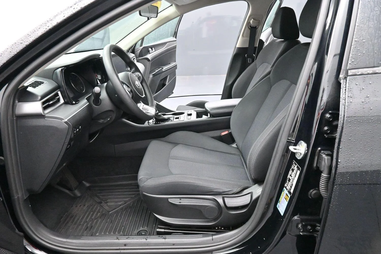 Used 2021 Ebony Black Kia LXS image 12